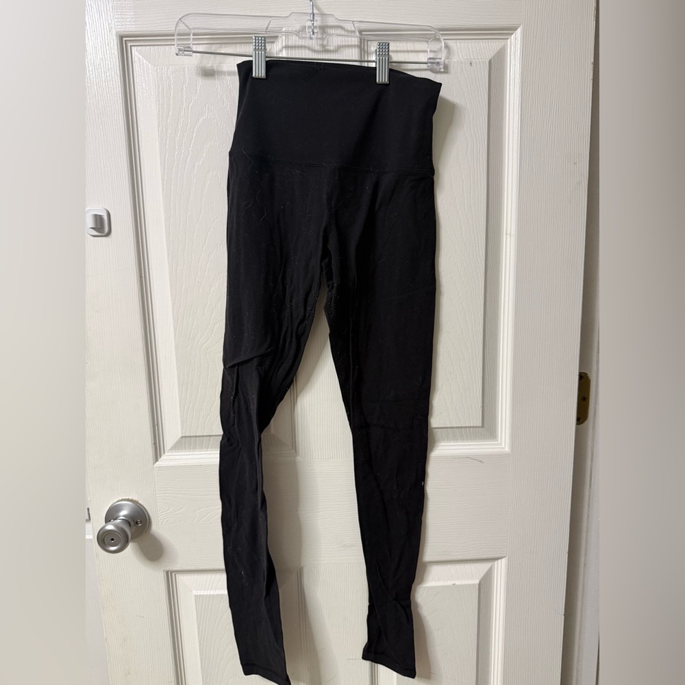 Lululemon Align Leggings — 2 PAIRS

Listing 1/2